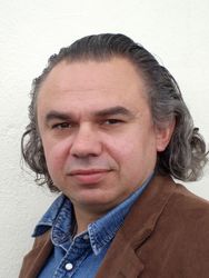 Schriftsteller Artur Becker wird bei der Landestagung in Rinteln sein neuestes Buch vorstellen. Foto: pr (Magdalena Becker)